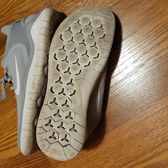 Nike running shoes - Picture 5 of 5